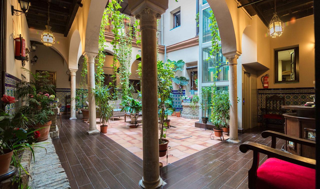 Hotel Patio De Las Cruces, Seville